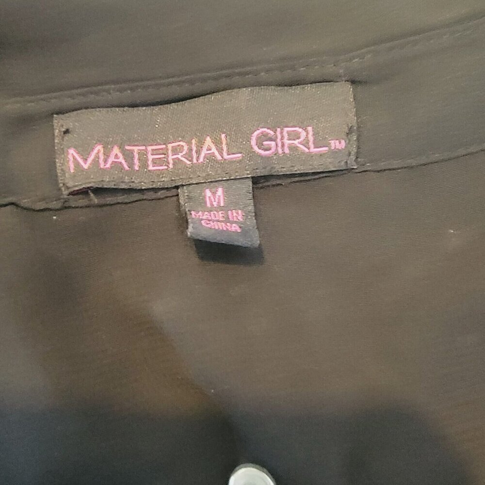 ✨✨✨Material Girl Women's blouse Size M transparent mesh High Low Sleeve less Top - Picture 4 of 7